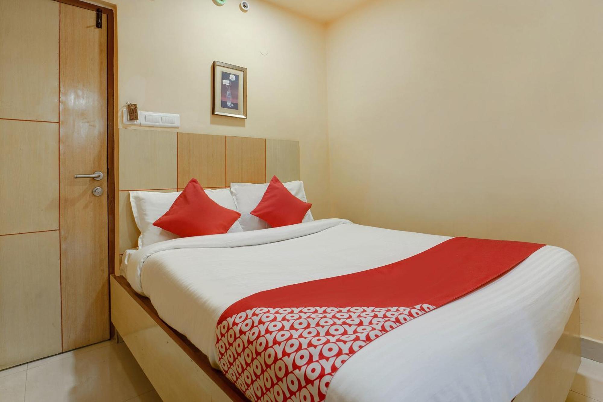 Hotel O Shanta Residency Lodge Sururnagar Экстерьер фото
