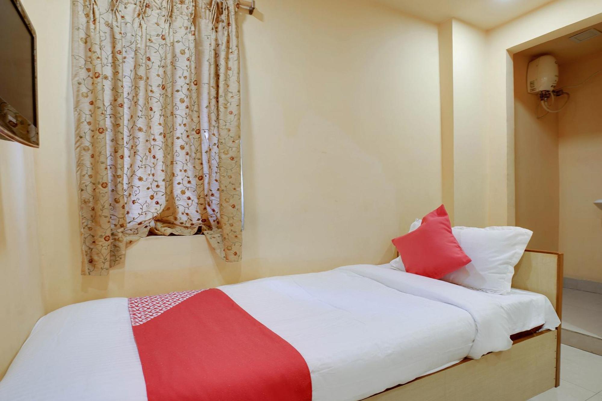 Hotel O Shanta Residency Lodge Sururnagar Экстерьер фото